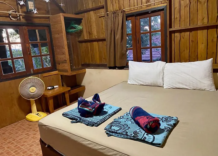 Sea Rock Resort